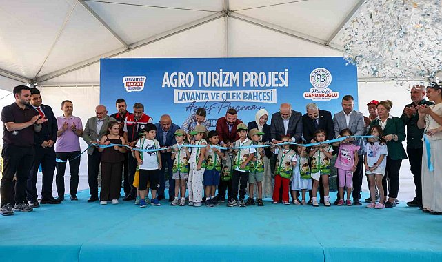 Arnavutköy'de tarım turizmi projesi: Çilek ve lavanta bahçesi açılış töreni gerçekleştirildi
