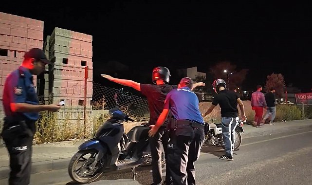 Asayiş uygulamasında 2 aranan şahıs yakalandı