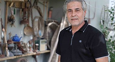 Asırlık tarım aletlerini topladı, bahçesini kültür sergisine dönüştürdü