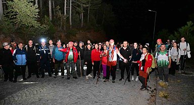 Avrupa Hareketlilik Haftası'nda Spil Dağı'nda gün doğumu yürüyüşü