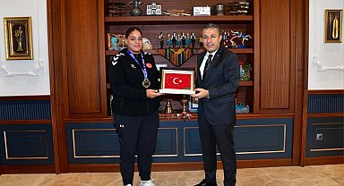 Avrupa Şampiyonu bayan millî boksörleri kabul etti