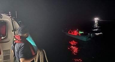 Aydın'da 14 düzensiz göçmen, 1 göçmen kaçakçısı yakalandı