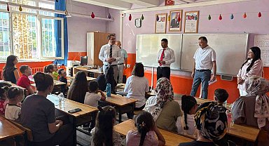 AYSO'dan ihtiyaç sahibi öğrencilere 500 okul çantası desteği