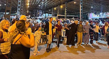 Ayvalık'ta 34 yıllık gelenek yine coşkuyla noktalandı