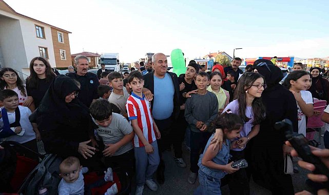 Aziziye'de güz akşamları coşkusu