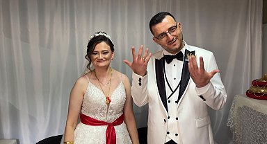 Babaeski'de sevgi engel tanımadı: İşitme ve konuşma engelli çift dünyaevine girdi