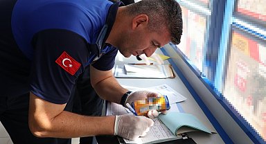 Babaeski'de son kullanma tarihi geçen ürün satan marketlere ceza