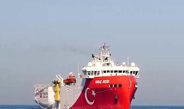 Bakan Bayraktar: "Preveze Deniz Zaferi'nin 488'inci yıl dönümü ve Deniz Kuvvetleri Günü kutlu olsun"