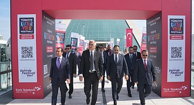 Bakan Ersoy başkentte startı verdi, Ankara kültür yolu festivali başladı