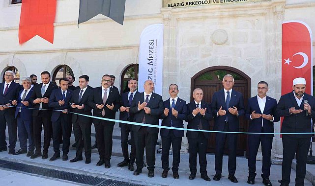 Bakan Ersoy: "Müzelerimizi artık yalnızca eserlerin sergilendiği vitrinler değil, bilimin, eğitimin ve toplumsal buluşmanın merkezleri olarak ele alıyoruz"