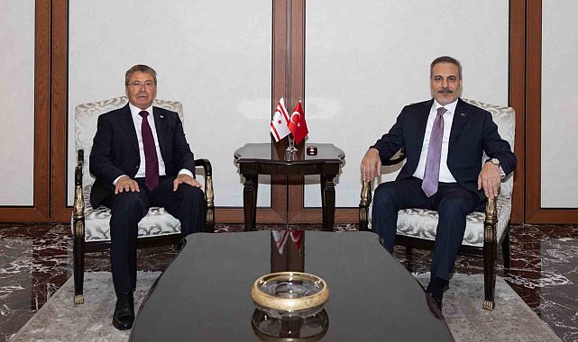 Bakan Fidan, KKTC Başbakanı Üstel ile görüştü