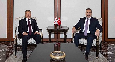 Bakan Fidan, KKTC Başbakanı Üstel ile görüştü