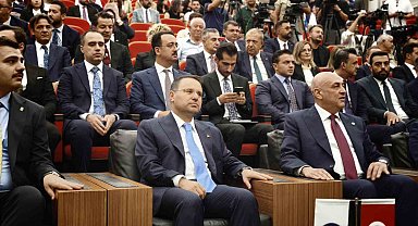 Bakan Gürlek: "27 bin 500 hakim ve savcımızla, 211 bin avukatımızla aynı büyük hukuk ailesinin mensuplarıyız"