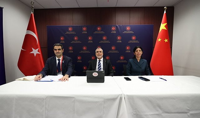 Bakan Işıkhan: "Yapay zekayı insan kapasitesini destekleyen bir araç olarak gördüğümüz müddetçe doğru adımlar atabiliriz"