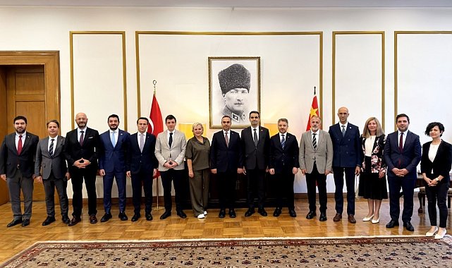 Bakan Kacır, Çinli mevkidaşı Yin Hejun ile görüştü