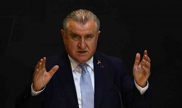 Bakan Osman Aşkın Bak: "İspanya Süper Kupası şehre bir heyecan katacak"