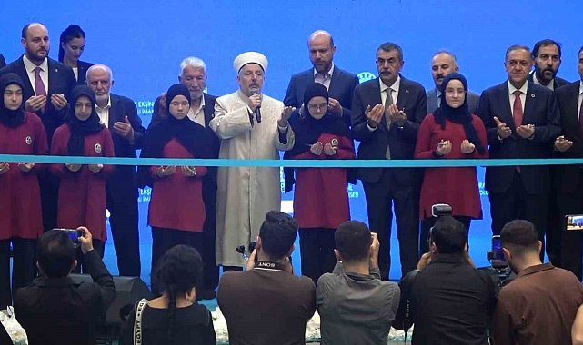Bakan Tekin: "Değişikliklerin neticesinde uluslararası göstergelerde çıtamız yukarıya doğru çıkmaya başladı"