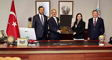 Bakan Uraloğlu Beykoz Ulaşım Zirvesinde konuştu: "Bugün biraz daha ete kemiğe bürünmüş halini konuştuk"