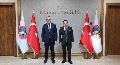Bakan Yardımcısı Yılmaz'dan Vali Çiçek'e ziyaret