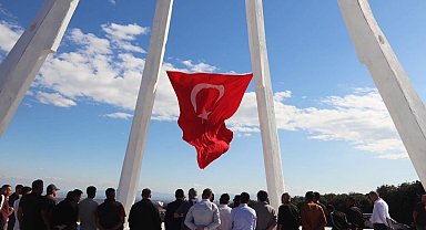 Bandırma Denetimli Serbestlik Müdürlüğünden Son Kurşun Anıtı'na anlamlı ziyaret