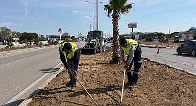 Bandırma'nın girişi Büyükşehir'le yenilendi