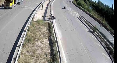 Bariyerlere çarpan motosiklet sürücüsü hayatını kaybetti