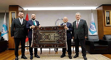 Başkan Büyükkılıç, AK Parti Genel Başkan Yardımcısı Faruk Acar'ı ağırladı