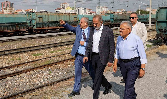 Başkan Büyükkılıç, TCDD Genel Müdürü Kurt ile Kayseri'nin ulaşımını görüştü