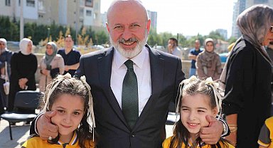 Başkan Çolakbayrakdar: "Büyük ve güçlü Türkiye'nin geleceğini inşa edecek nesiller yetiştiriyoruz"