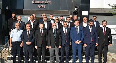 Başkan Dumandağ, Bakan Yardımcısı Aydoğdu ve il protokolünü ağırladı