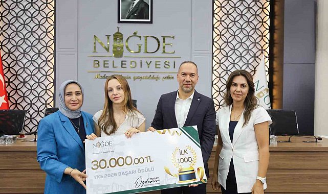 Başkan Özdemir'den YKS şampiyonlarına anlamlı destek