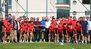 Başkan Özlü'den Düzcespor'lu futbolculara moral verdi