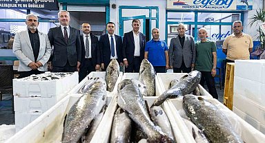 Başkan Tugay, sezonun ilk mezadına katıldı