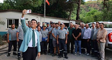 Başkan Ünlü Temizlik İşleri Müdürlüğü personeli ile bir araya geldi