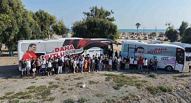 Başkan Yılmaz'dan binlerce öğrenciye unutulmaz yaz hediyesi