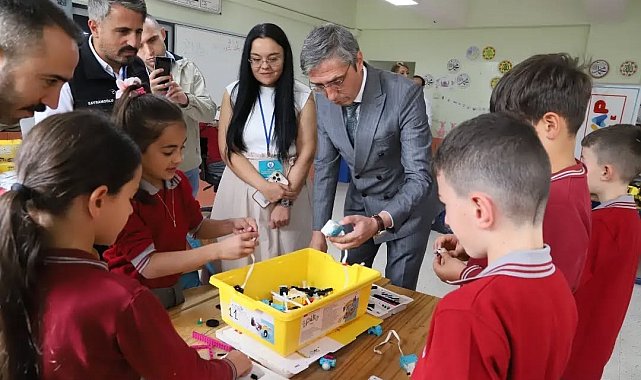 Bayburt'ta öğrenciler bilim ve teknoloji atölyelerinde çalışma yaptı