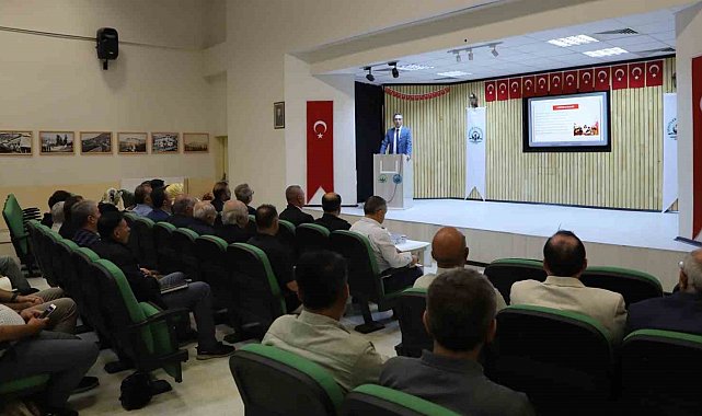 Bayburt'ta okul müdürleri yeni eğitim öğretim yılı için toplandı