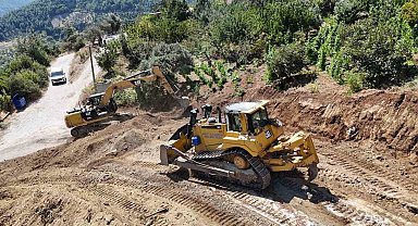 Benlidere'de ulaşımı rahatlatacak yol çalışması başlatıldı