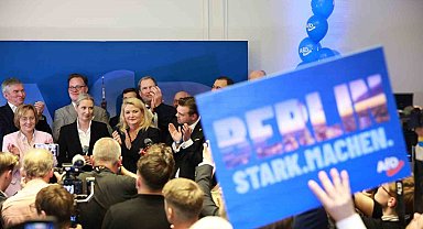 Berlin'deki eyalet seçimlerinin resmi olmayan sonuçlarına göre Sol Parti, yüzde 25,8 oy ile birinci sırada