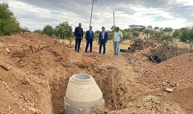 Besni'de KÖYDES kapsamında kanalizasyon çalışmaları sürüyor