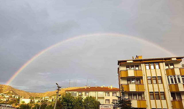 Beypazarı semaları gökkuşağı ile renklendi