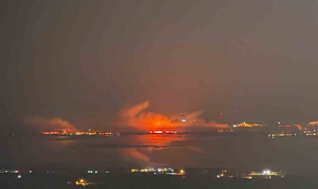Beyşehir'de tarlalar alev alev yanıyor