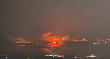 Beyşehir'de tarlalar alev alev yanıyor