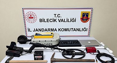 Bilecik'te 4 kişi define ararken suçüstü yakalandı