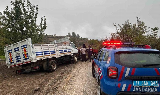 Bilecik'te kamyonet sürücüsünün imdadına jandarma yetişti