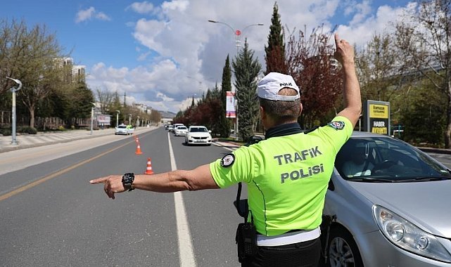 Bin 175 araç sürücüsüne ceza yazıldı
