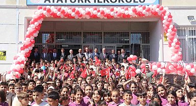 Bingöl'de İlköğretim Haftası coşkuyla kutlandı