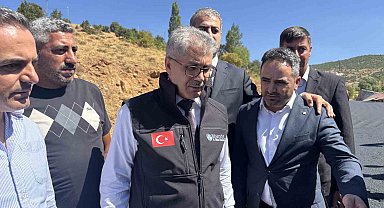 Bingöl'de köy yolları sıcak asfaltla yenileniyor: Hedef bu yıl 100 kilometre