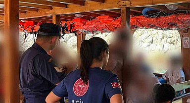 Bodrum'da gezi teknesinde rahatsızlanan vatandaşa tıbbi tahliye