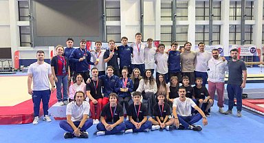 Bolulu cimnastikçilerden Ankara'da madalya yağmuru